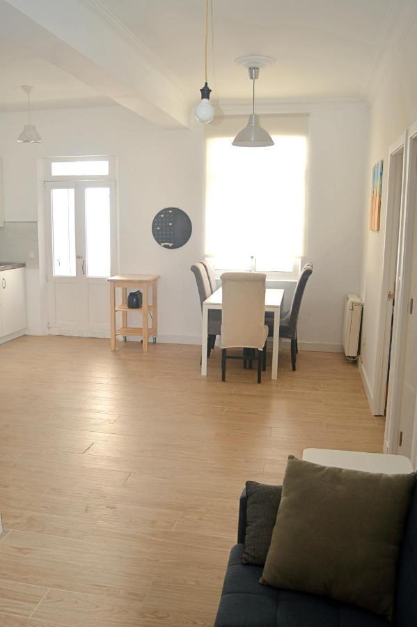 Apartamento En Centro De Ferrol Eksteriør billede